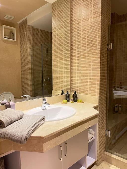 Big Luxury Apartment Near Airport Nouaceur Buitenkant foto